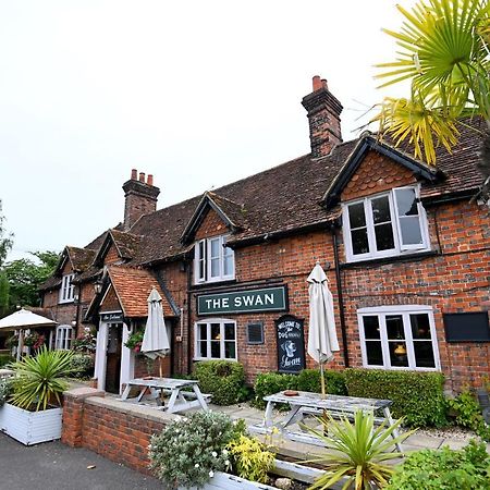 Swan, Thatcham By Marston'S Inns Eksteriør bilde